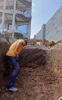 کندکاری حفاری پی ساختمان مقنی چاه فاضلاب پی دیوار