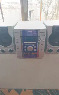 پخش کننده و ویدیو تلویزیون