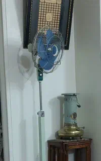 پنکه مارشال انگلیسی قدیمی ایستاده