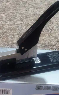 دستگاه منگنه کتاب کانگورو
