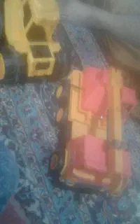 اسباب.بازی.چرثقیل وتراکتور نو