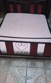 تخت خواب دو نفره