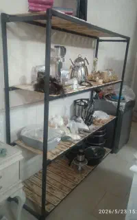 استند لوازم برقی در حد نو
