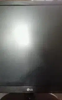 مانیتور ۱۹اینچ LG