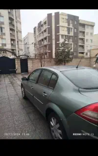 مگان مدل ۹۰