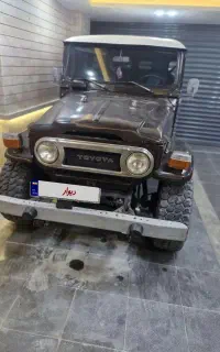 تویوتا لندکروزر کالسکه