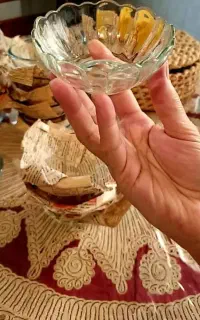 کاسه ی بلوری ) یا( کاسه ی ماست خوری )