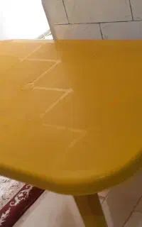 میز پلاستیکی