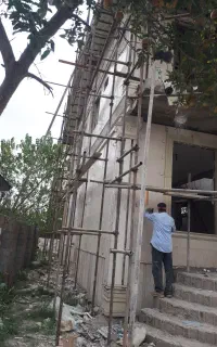 کارگر ساختمانی