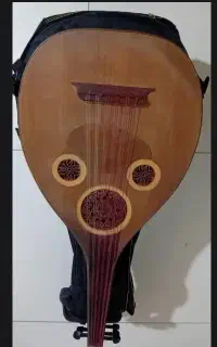 بربط عرفاتی
