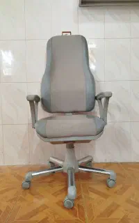 صندلی چرخشی
