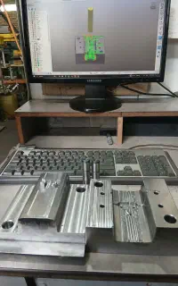 ارائه خدمات برنامه نویسی CNC و نقشه کشی صنعتی