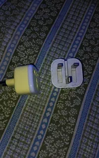 شارژر اصلی آیفون 13
