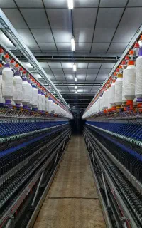 کارگر ریسندکی و برگردان نخ