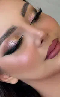 میکاپ شنیون تخفیف ویژه عروس خانم ها وهمراهی