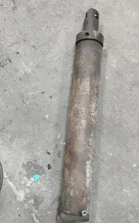 جک روغنی نیسان