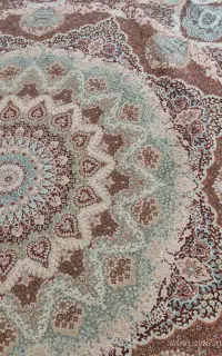 ۲عدد روفرشی و چنتا پادری و یک فرش و یک گلیم