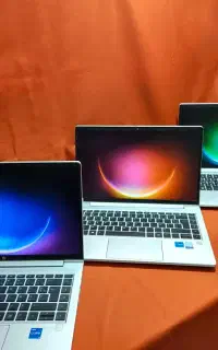 لپ‌تاپ فوق‌العاده شیک i5نسل جدید۱۱ رم8وSSD256 درحد
