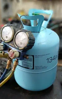 شارژگازکولر۴ت نشت‌یابی‌با‌دستگاه‌پیشرفته۱۷۰۰ت