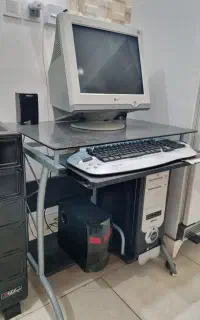 میز کامپیوتر