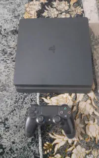 PlayStation 4 اسلیم