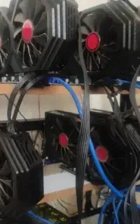 تعداد 10 عدد گرافیک RX580 در حد آک
