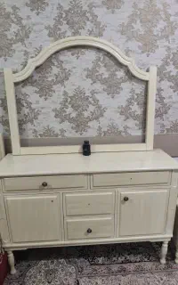 میز آرایشی