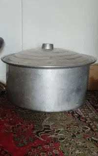 دیگ بزرگ
