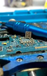 آموزش و همکاری در تعمیرات موبایل به صورت حرفه ای