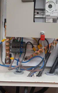 برقکار، برقکاری کردکوی، نصب لوازم برقی