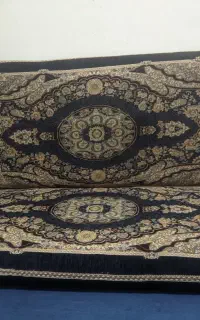 یه جفت پشتی طرح فرش