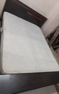 تخت خواب با تشک دو نفره