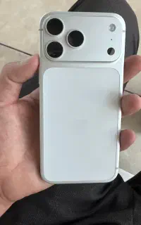 Iphone 17pro max za
