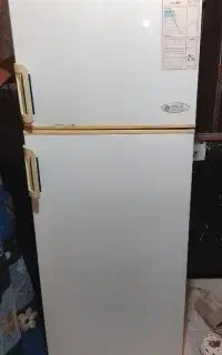 یخچال آزمایش