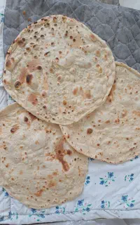 نان تنوری محلی