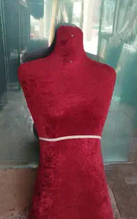 مانکن نیم تنه