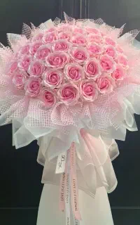 دسته گل رز ربانی