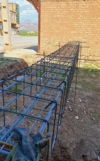 اجرای سقف و فنداسیون همراه با نیروی کار مهار