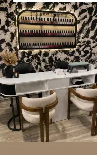 میز ناخن و تخت مژه