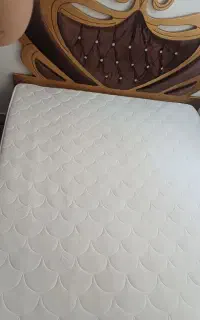 تخت ۲ نفره با تشک رویال