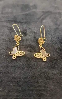 گوشواره گمشده