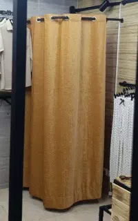 پرده و میله اتاق پرو