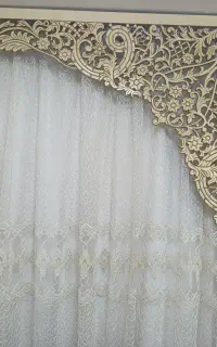 پرده و کتیبه