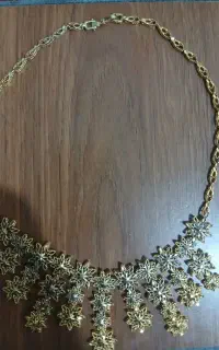 تعدادی نقره در حد نو نصف قیمت
