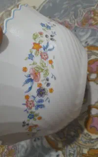 کاسه گل ویکتوریا اصل استفاده نشده