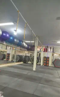 باشگاه بانوان آیرین