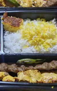 کترینگ تهیه و توزیع غذا و باغ تالار آراکس