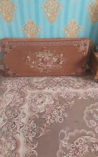 دوعدد پشتی سالم  بدون پارگی