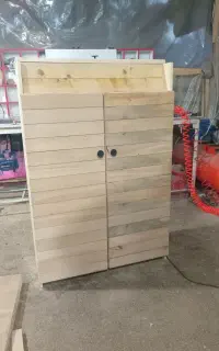 کلیه خدمات نجاری و ام دی اف و تعمیرات در محل