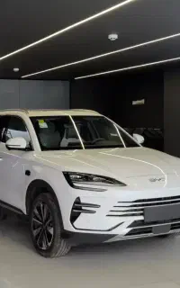 بی وای دی سانگ پلاس با چشم خدا ۲۰۲۵